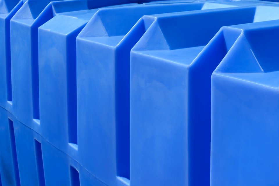 Blue plastic water tank 2