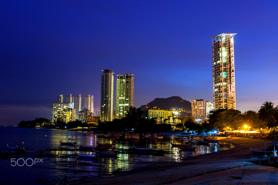 Blue Hour (196206709)