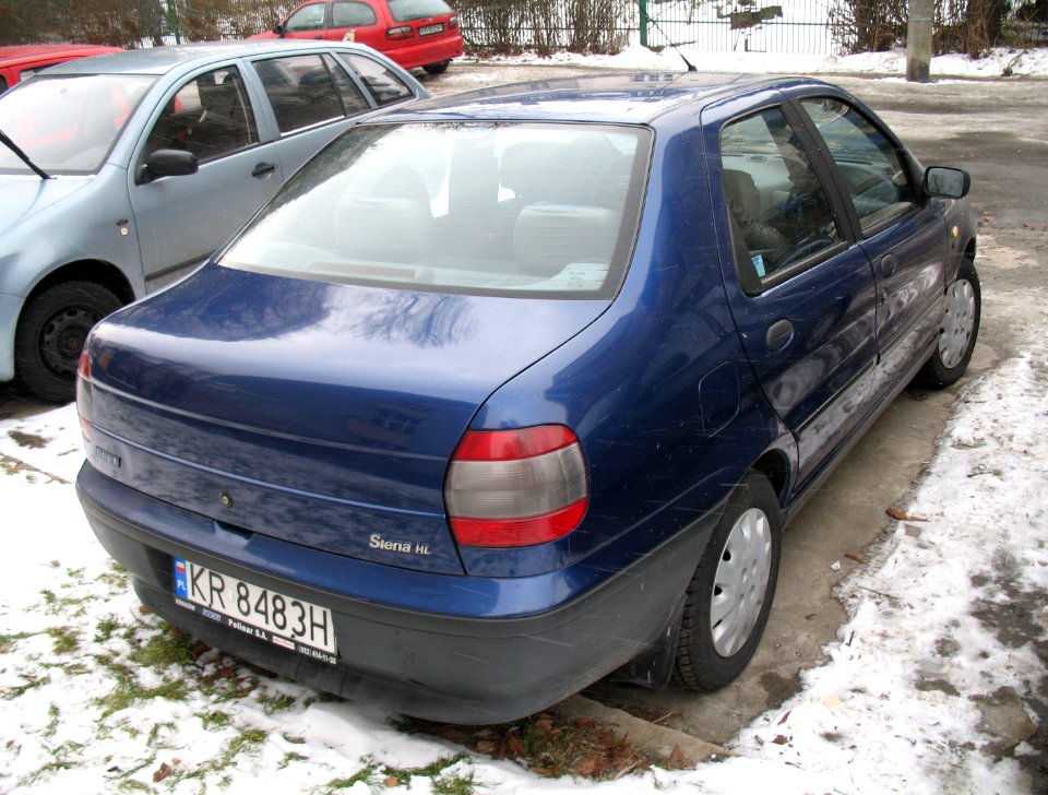 Blue Fiat Siena HL 1,4 in Kraków (3)