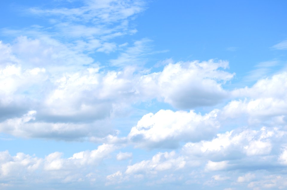 BlueSkyWhiteClouds24