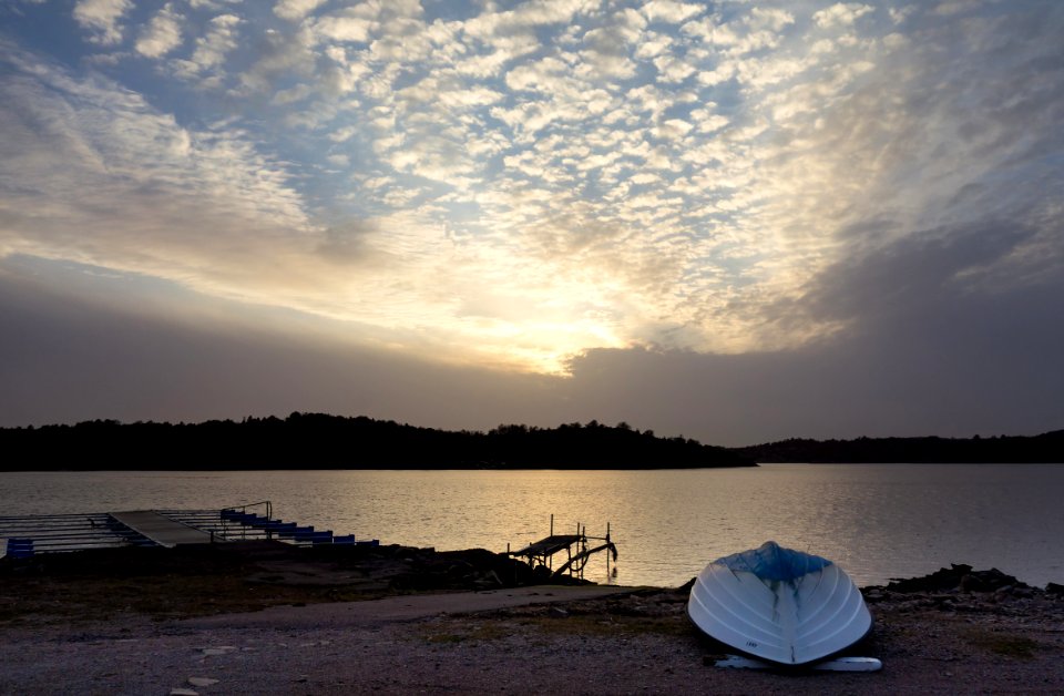 Boat on land in Holländaröd 3