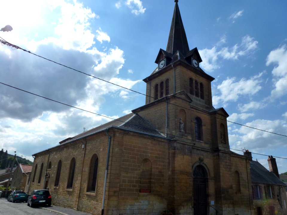 Boulzicourt (Ardennes) église (2)