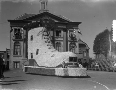 Bloemencorso Zundert versierde wagens, Bestanddeelnr 905-9327