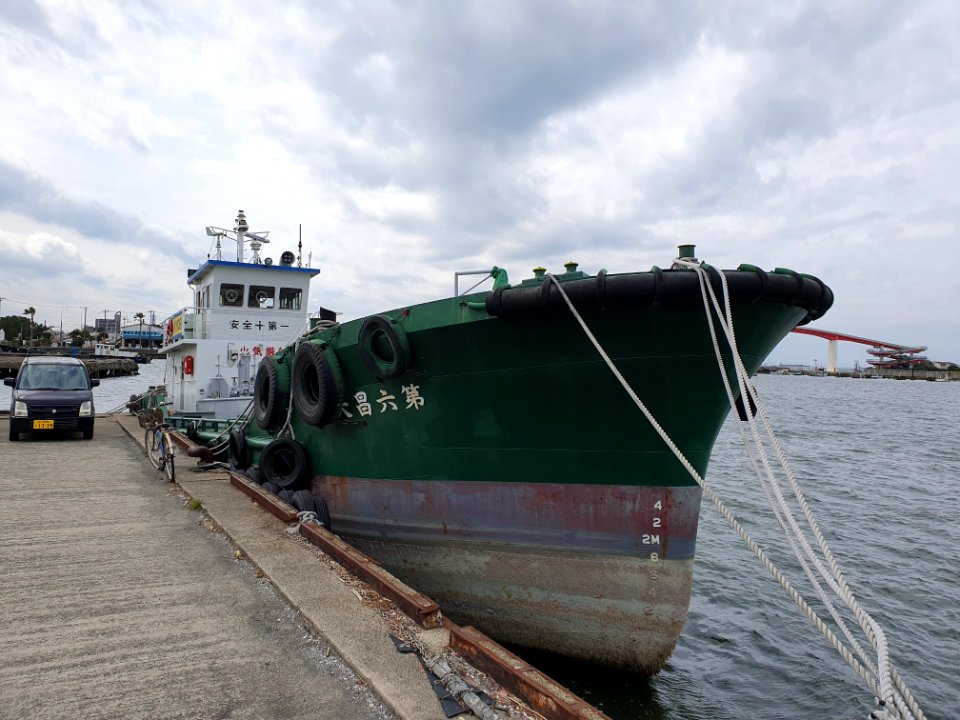 Boats in Kisarazu port 13