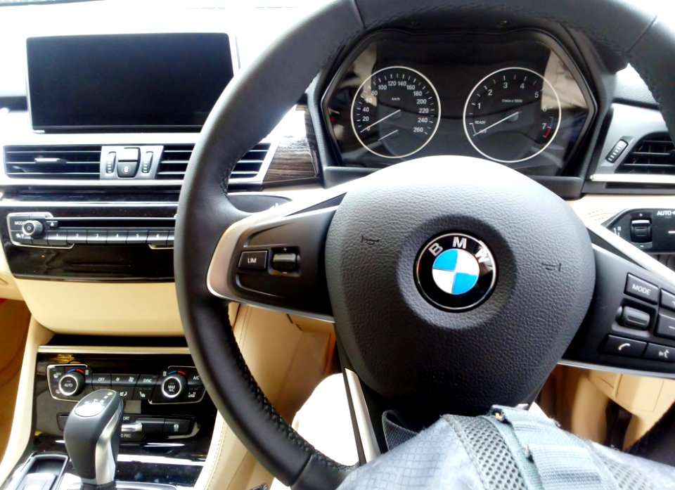 BMW 218i ActiveTourer (F45) interior