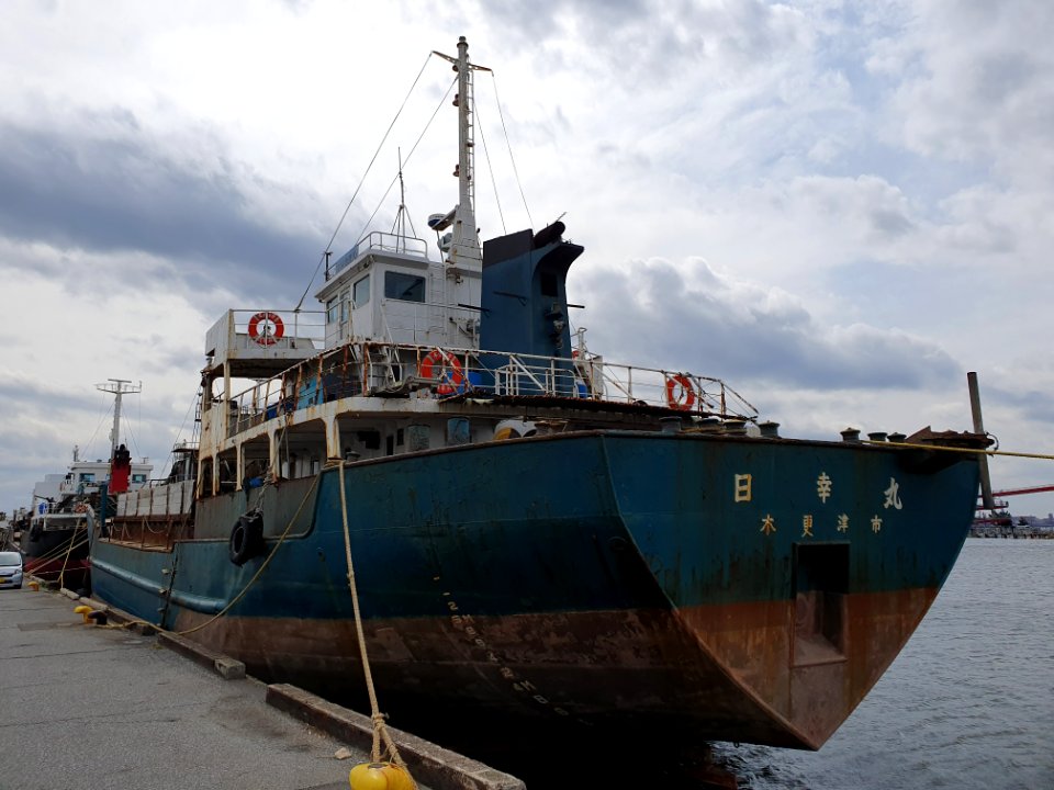Boats in Kisarazu port 7