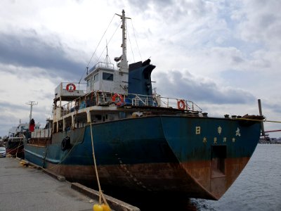 Boats in Kisarazu port 7 photo