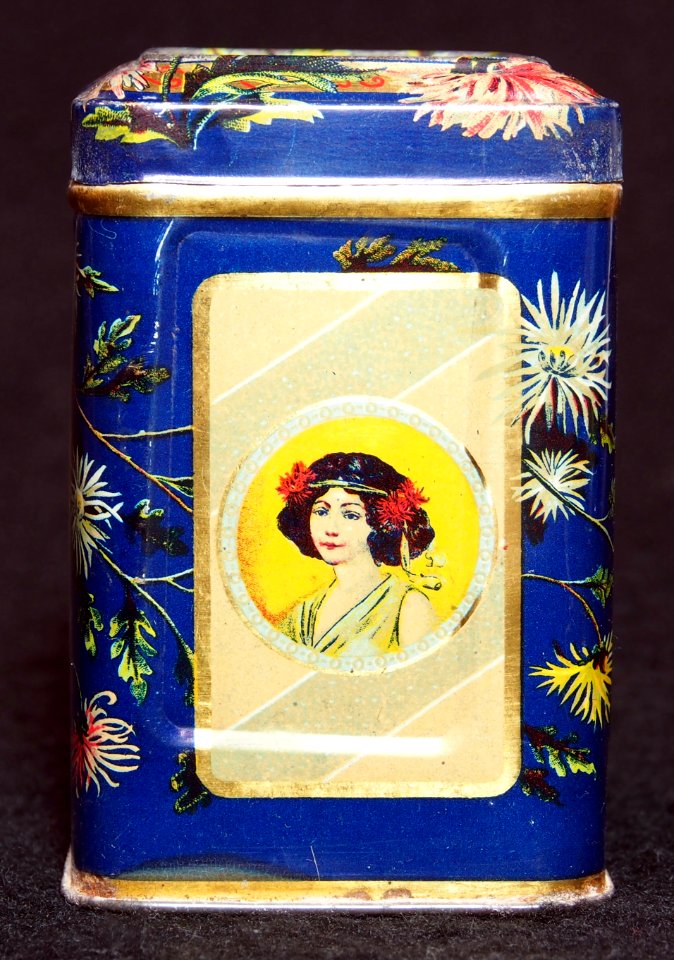 Blue tea tin, photo 6