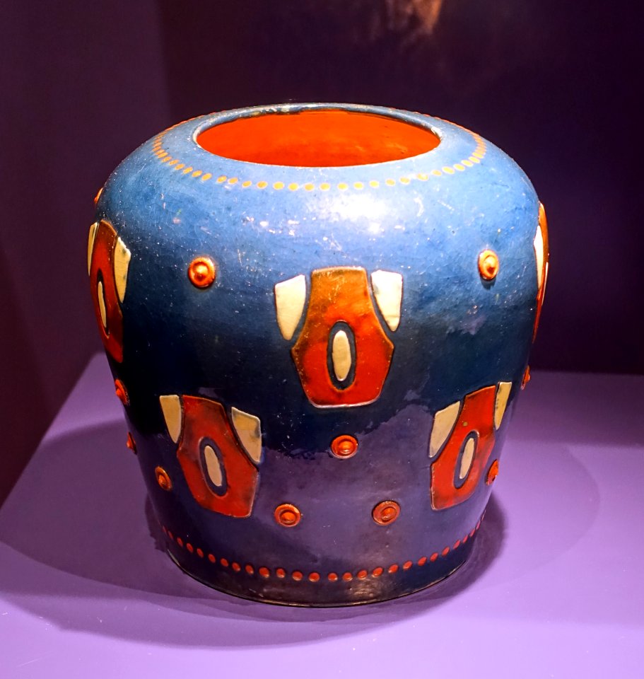 Blue vase by Paul Haustein, c. 1904, Hafnerware - Museum Künstlerkolonie Darmstadt - Mathildenhöhe - Darmstadt, Germany - DSC06288