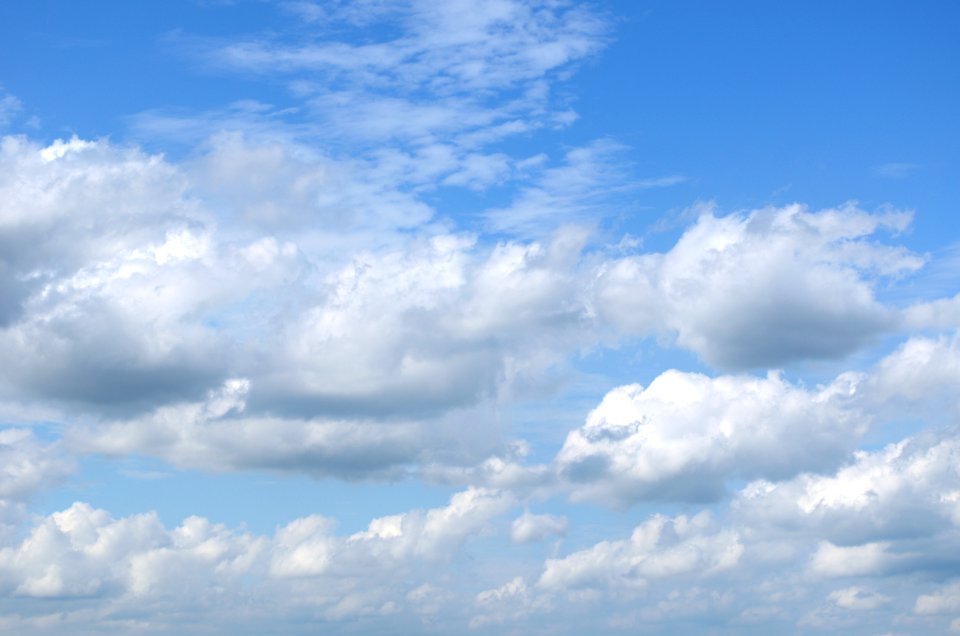 BlueSkyWhiteClouds26