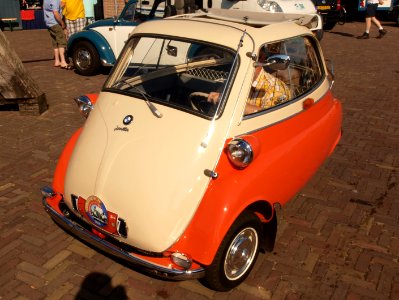 BMW Isetta 300 (1960), Dutch licence registration BD-37-37 pic2