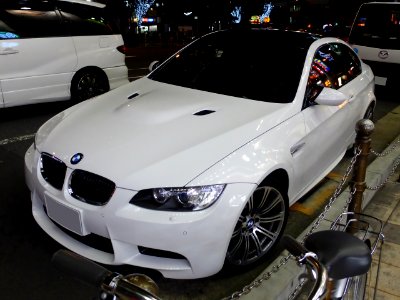 BMW M3 Coupé (E92) at night front