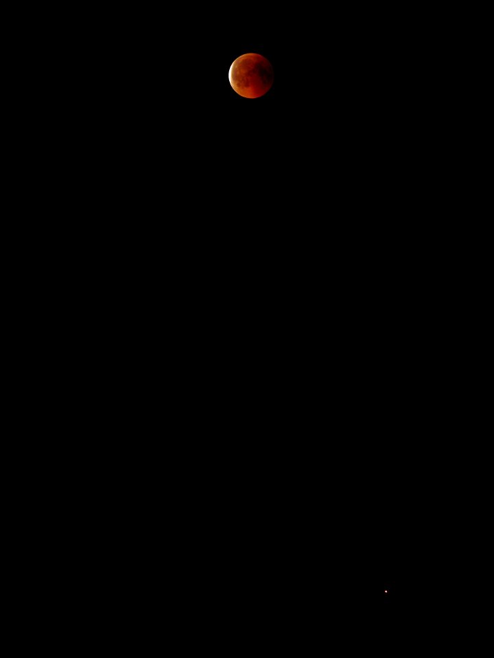 Blutmond.27.7.2018.5min.nach.Austritt.aus.Kernschatten