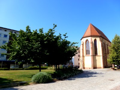 Blumenhof und Barfüsserkirche