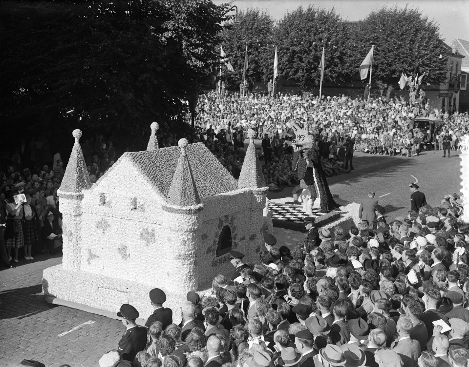Bloemencorso Zundert versierde wagens, Bestanddeelnr 905-9337