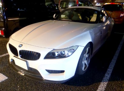 BMW Z4 (E89) with 3D Deign parts at night front