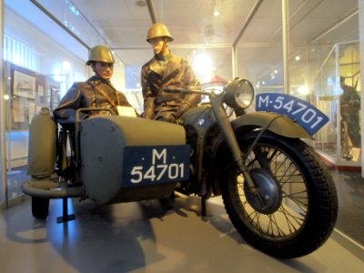 BMW R12 (motor met zijspan)