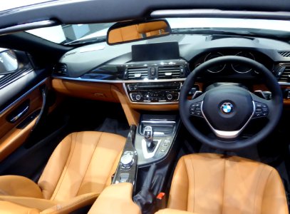 BMW 435i Cabriolet Luxury (F33) interior