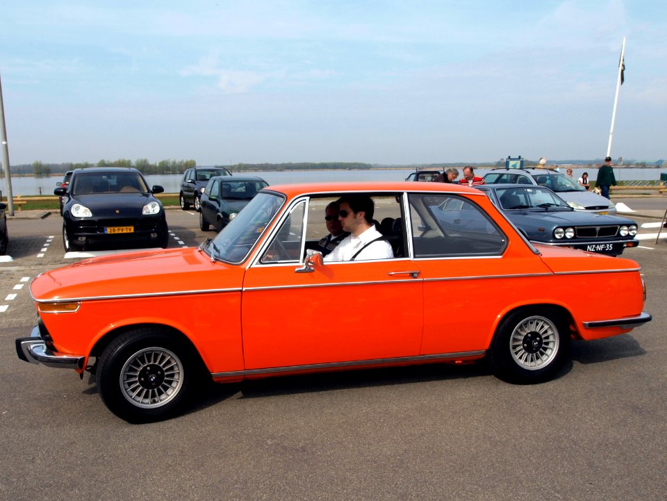 BMW 2002 (1974) , Dutch licence registration 93-EL-74 pic2