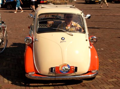 BMW Isetta 300 (1960), Dutch licence registration BD-37-37 pic1