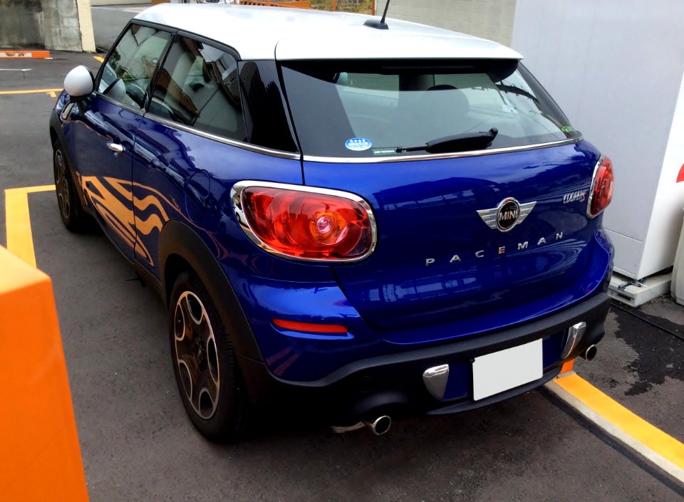 BMW MINI COOPER S PACEMAN (R61) rear