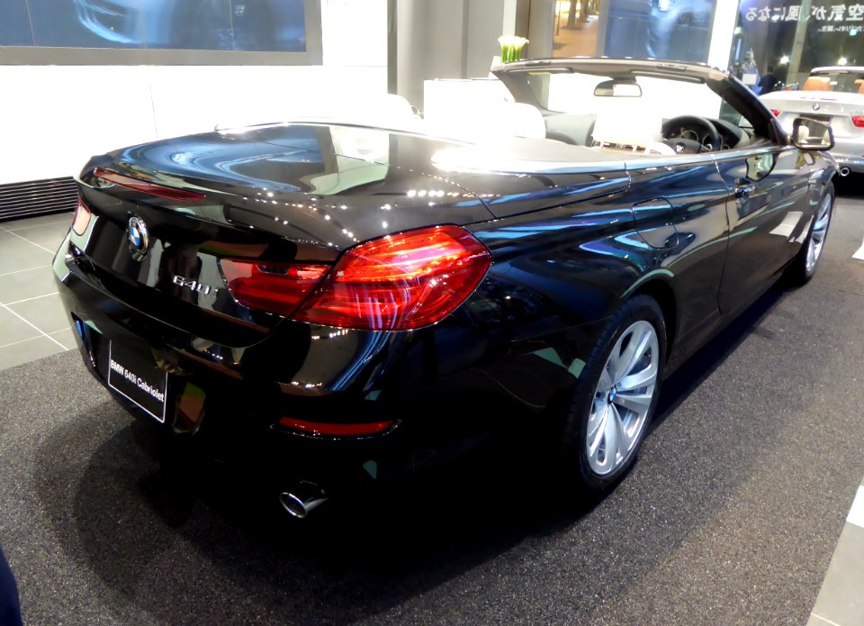 BMW 640i Cabriolet (F12) rear