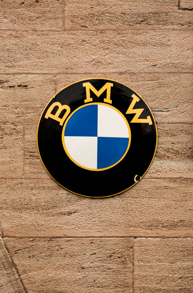 BMW Logo, Wanfried, Deutschland IMGL0605 edit