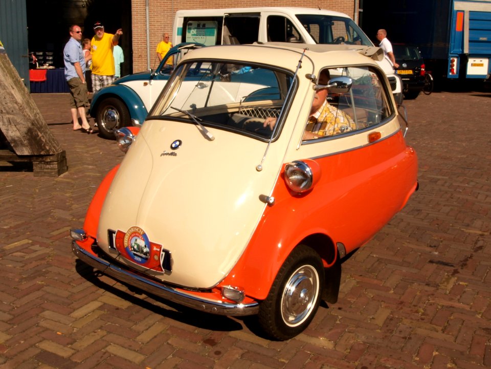 BMW Isetta 300 (1960), Dutch licence registration BD-37-37 pic3