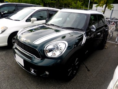 BMW MINI COOPER S CROSSOVER (R60) front