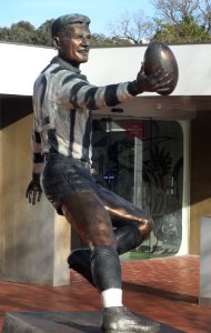Bob Rose Statue 20180726-013