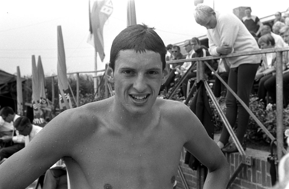 Bob Schoutsen (rugslag), Bestanddeelnr 922-6536