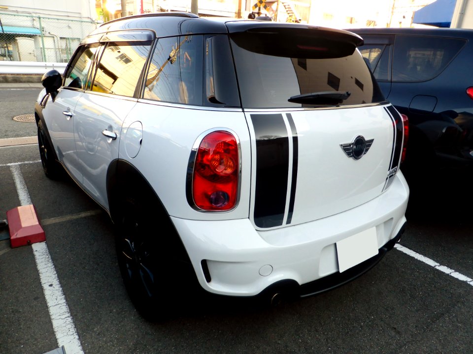 BMW MINI COUNTRYMAN S (R60) rear