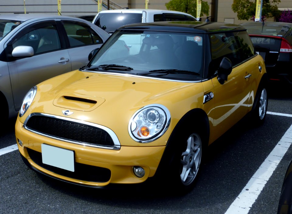 BMW MINI COOPER S (R56) front