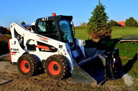 BobcatS770SkidSteerLoader