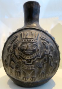 Bottle-shaped vase, Chimú culture, black pottery, Honolulu Museum of Art 3988