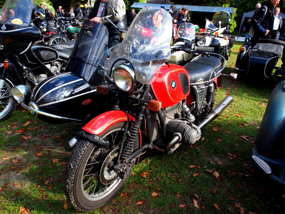 BMW R60slah5 with sidecar pic2