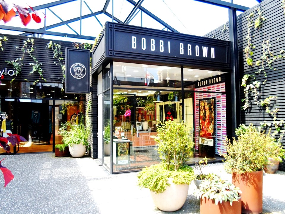 Bobbi Brown Britomart 2013