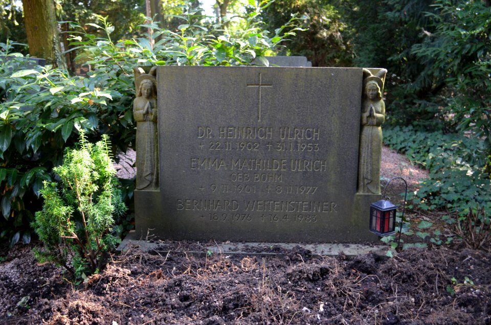 Bockenheim, Neuer Friedhof Grab 11 - 635-636 Ulrich
