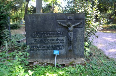 Bockenheim, Neuer Friedhof Grab 11 - 602-603 Traudes