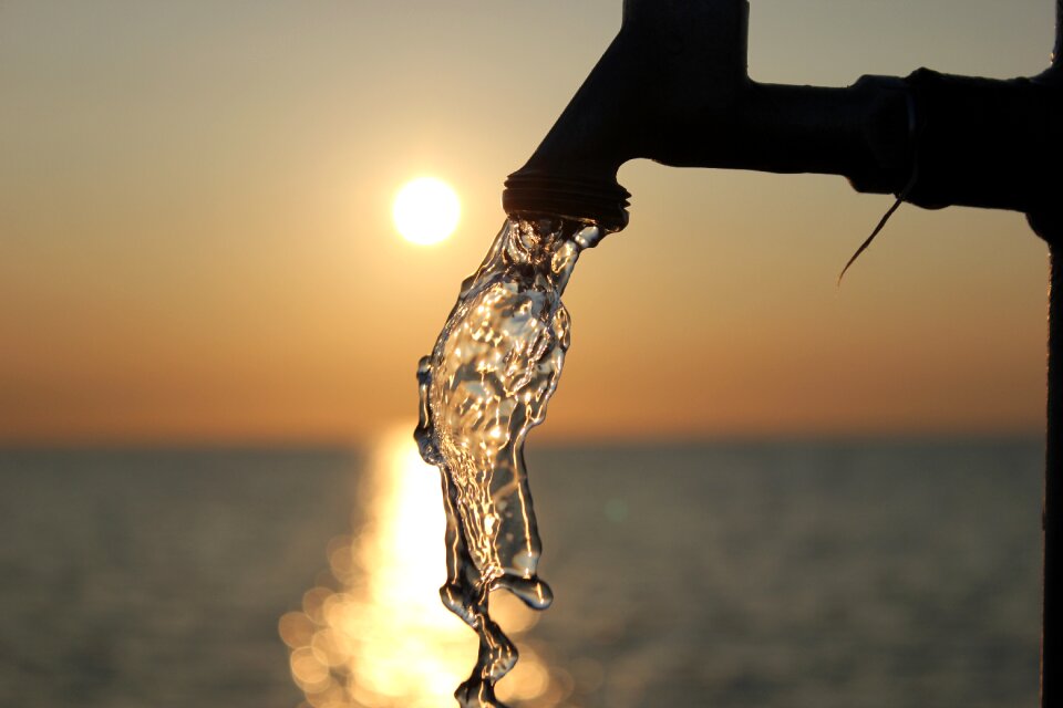 Faucet sea afterglow