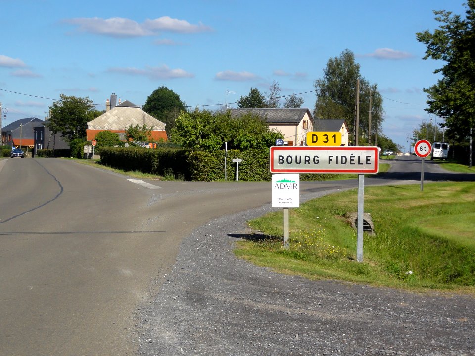 Bourg-Fidèle (Ardennes) city limit sign