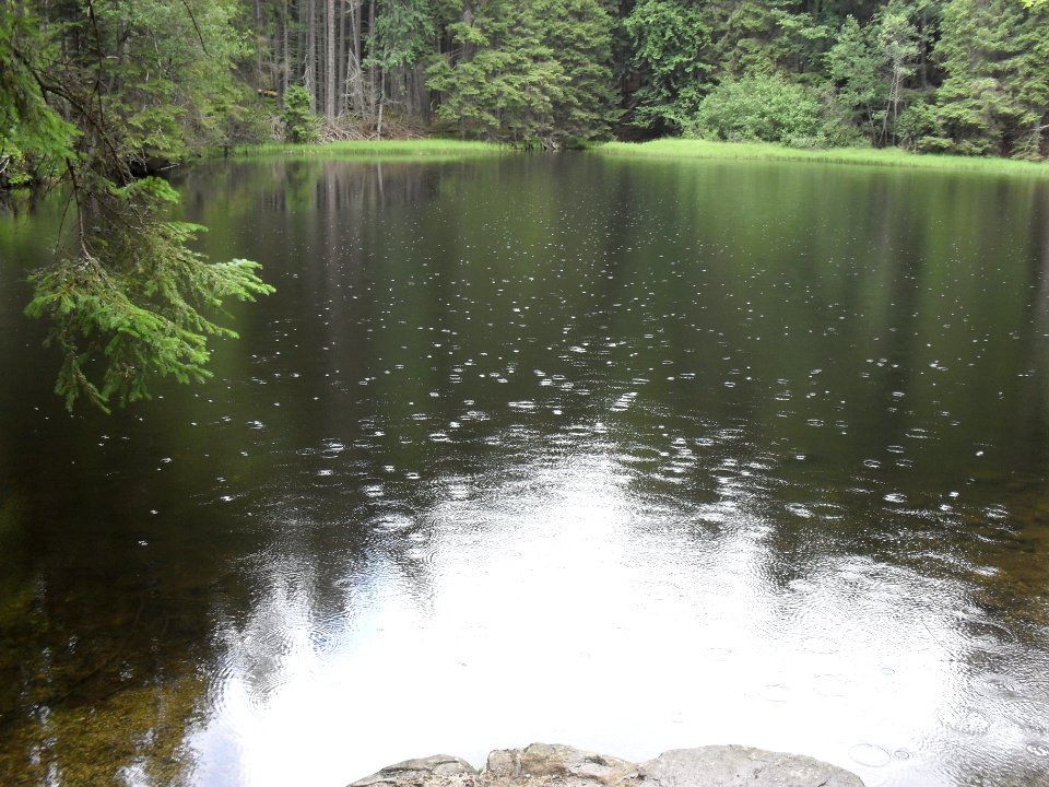 Boubín - Jezero při dešti