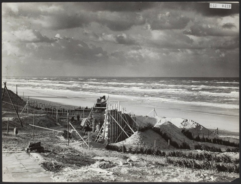 Boulevards, bouwnijverheid, duinen, Bestanddeelnr 043-0439
