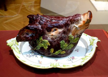 Boar's head tureen, c. 1754, and platter, c. 1770, Chelsea Manufactory, England, soft-paste prcelain - California Palace of the Legion of Honor - San Francisco, CA - DSC02843