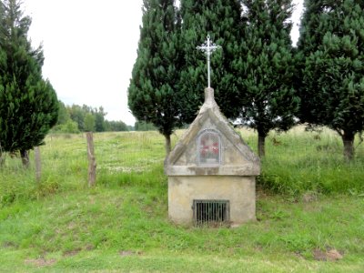 Bourguignon-sous-Coucy (Aisne) fontaine-oratoire Saint-Amand