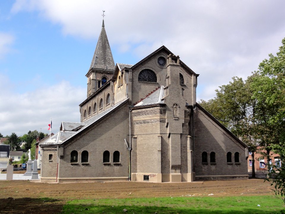 Boussois (Nord, Fr) église St.Martin