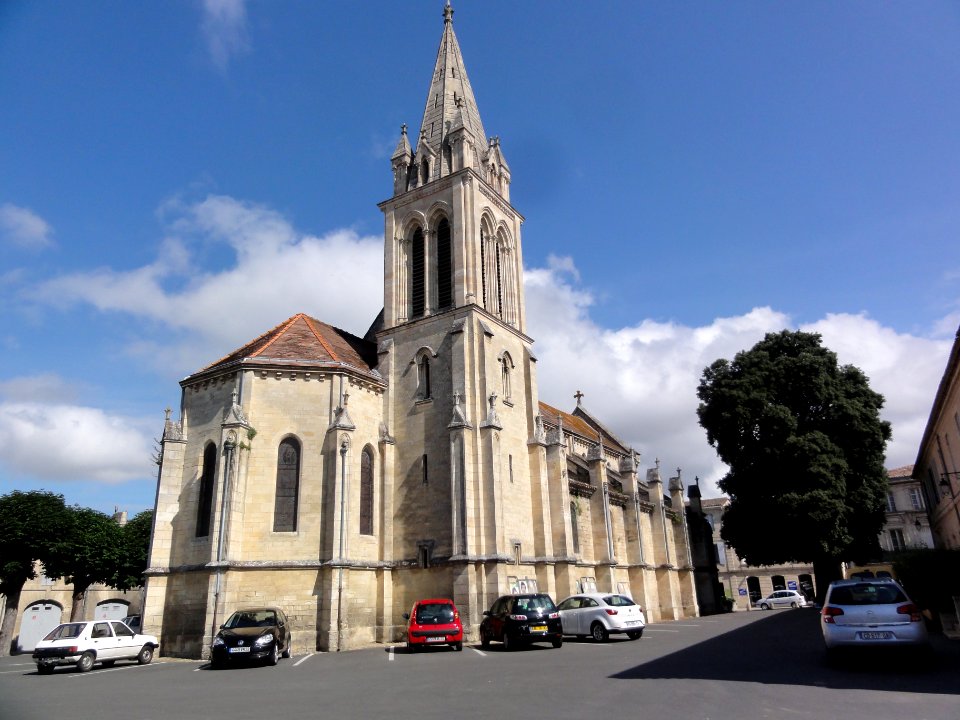 Bourg (Gironde) église