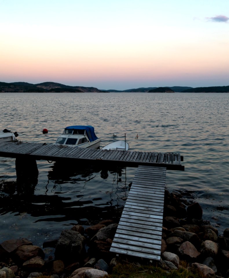 Boat and jetty in Barkedal 1