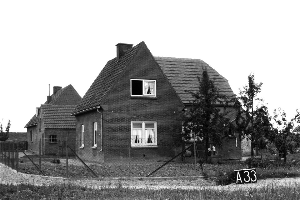 Boerderij bij Alphen (ruilverkaveling Land van Maas en Waal), Bestanddeelnr 170-2262