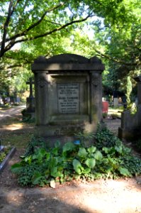 Bockenheim, Neuer Friedhof Grab 5 - 23 Eichmann